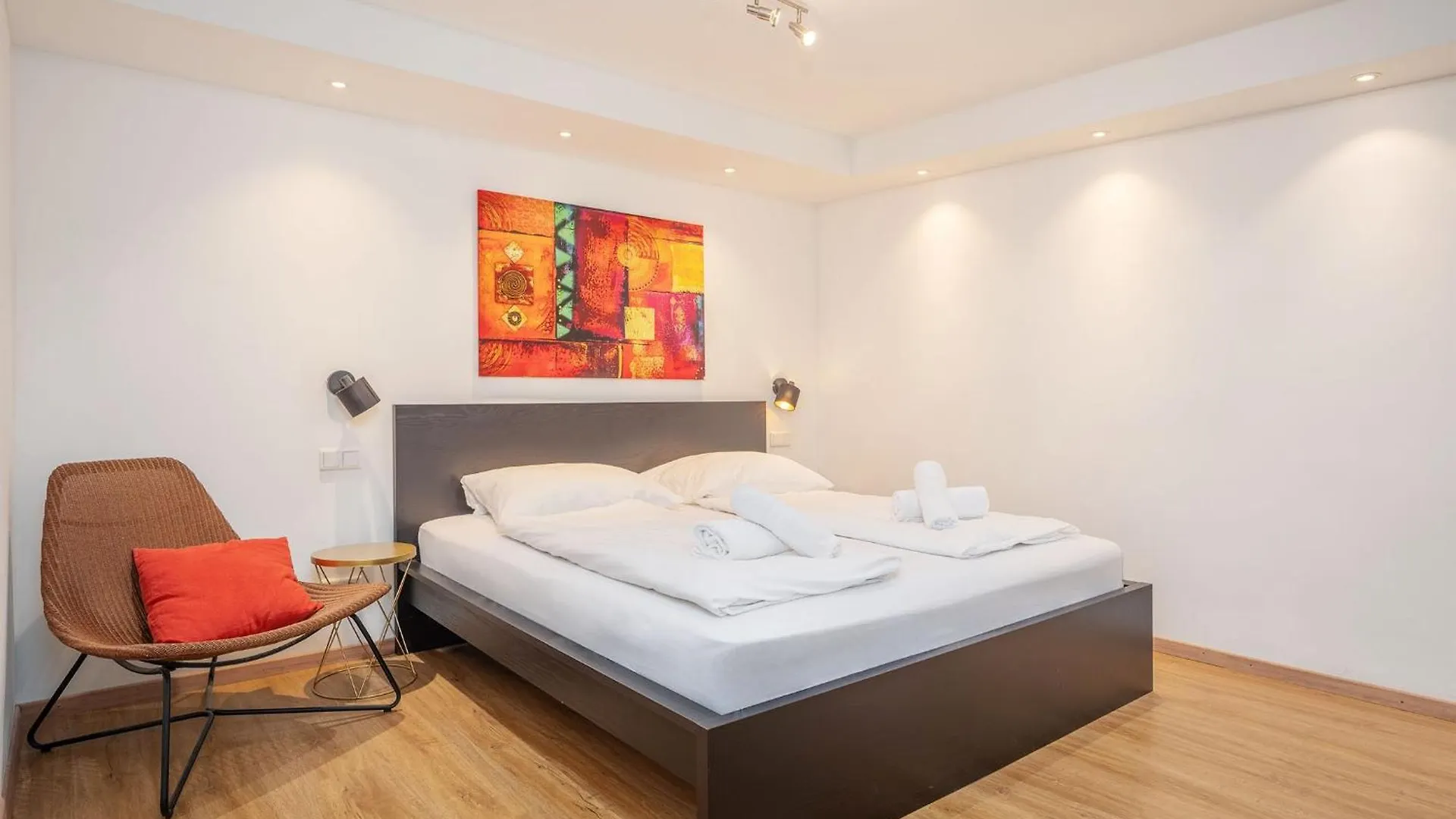 Moderne Stilvolle Wohnung Im Herzen Muenchens